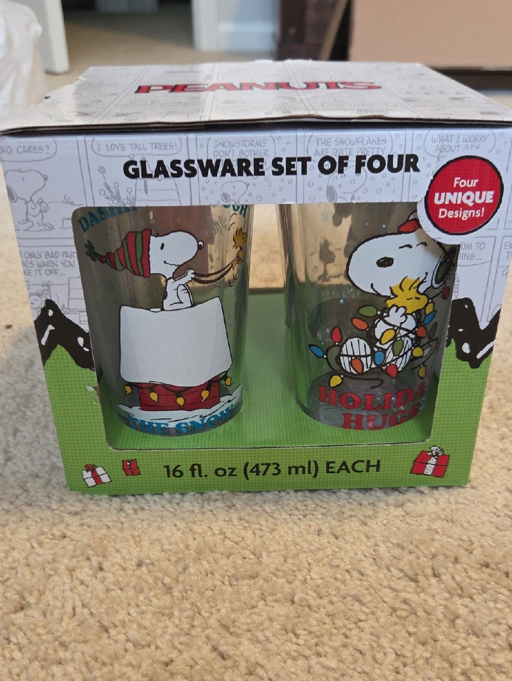 Peanuts Holiday Snoopy and Woodstock Glassware Set — Red, Green, Blue